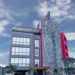 3* Hotel Earl's Red